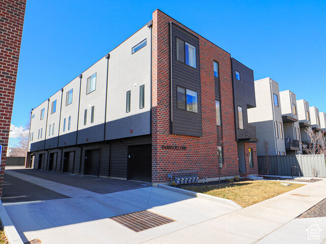 Property Photo: 723 N 300 W 1 UT 84103