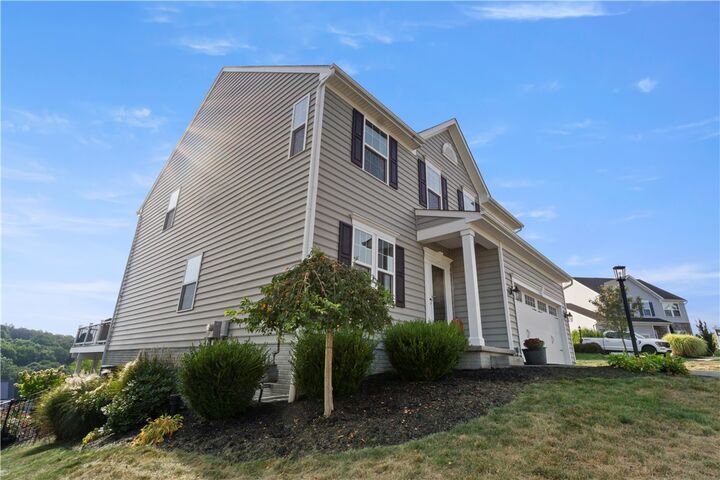 Property Photo:  509 Audrey Ct  PA 16063 