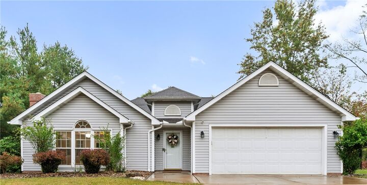 102 Ashley Hill Dr  McCandless PA 15090 photo