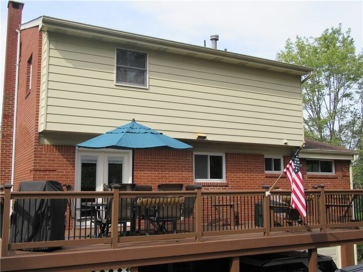 Property Photo: 3444 E Stag Dr PA 15044
