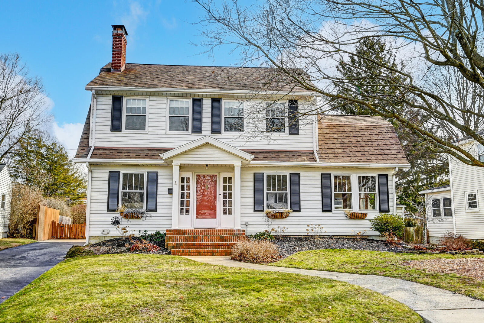 Property Photo:  1828 Longview Drive  OH 45504 