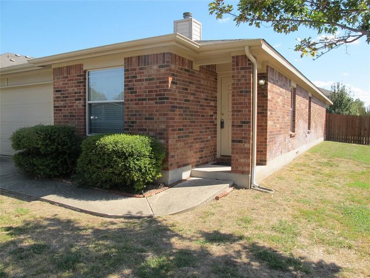 Property Photo: 3401 Pioneer Crossing Drive TX 78665
