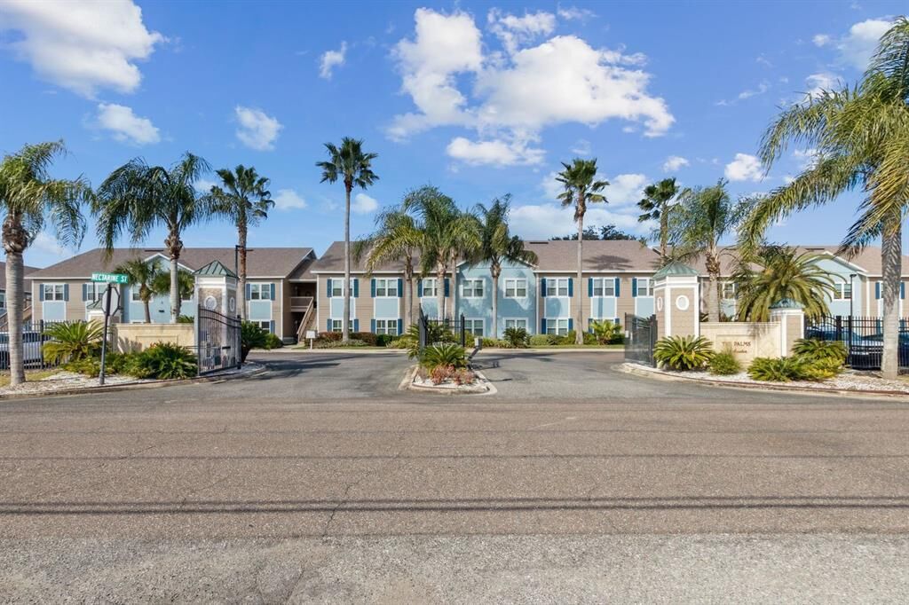 Property Photo:  1601 Nectarine Street  FL 32034 
