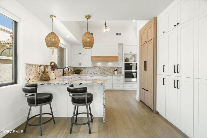 Property Photo: 10118 E Cinnabar Avenue AZ 85258