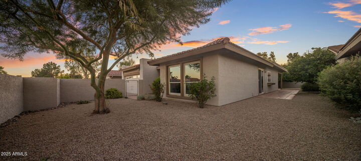 Property Photo:  7752 N Via Del Mundo --  AZ 85258 