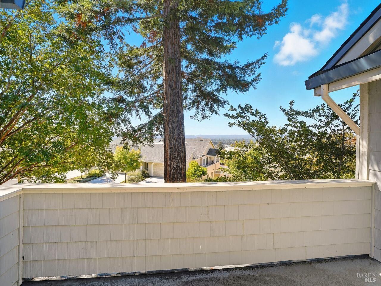 Property Photo:  2131 Stonefield Lane  CA 95403 