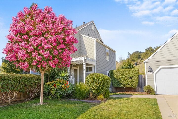 Property Photo:  1337 Creekside Court  CA 95448