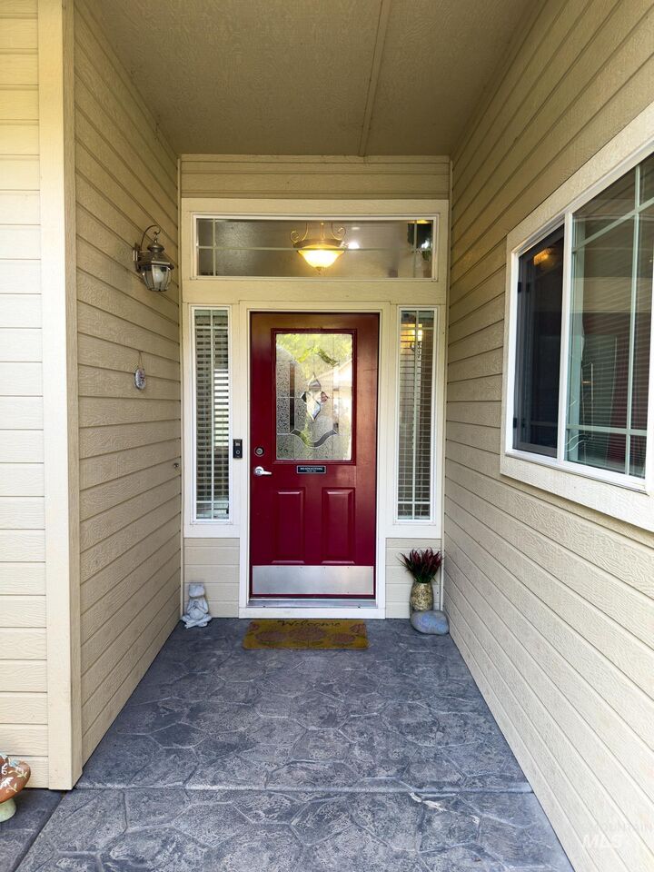 Property Photo:  1067 W Yosemite  ID 83646 