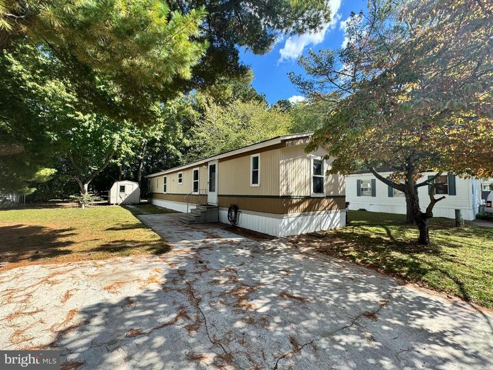 Property Photo:  229 Sand Castle Boulevard  MD 21826 