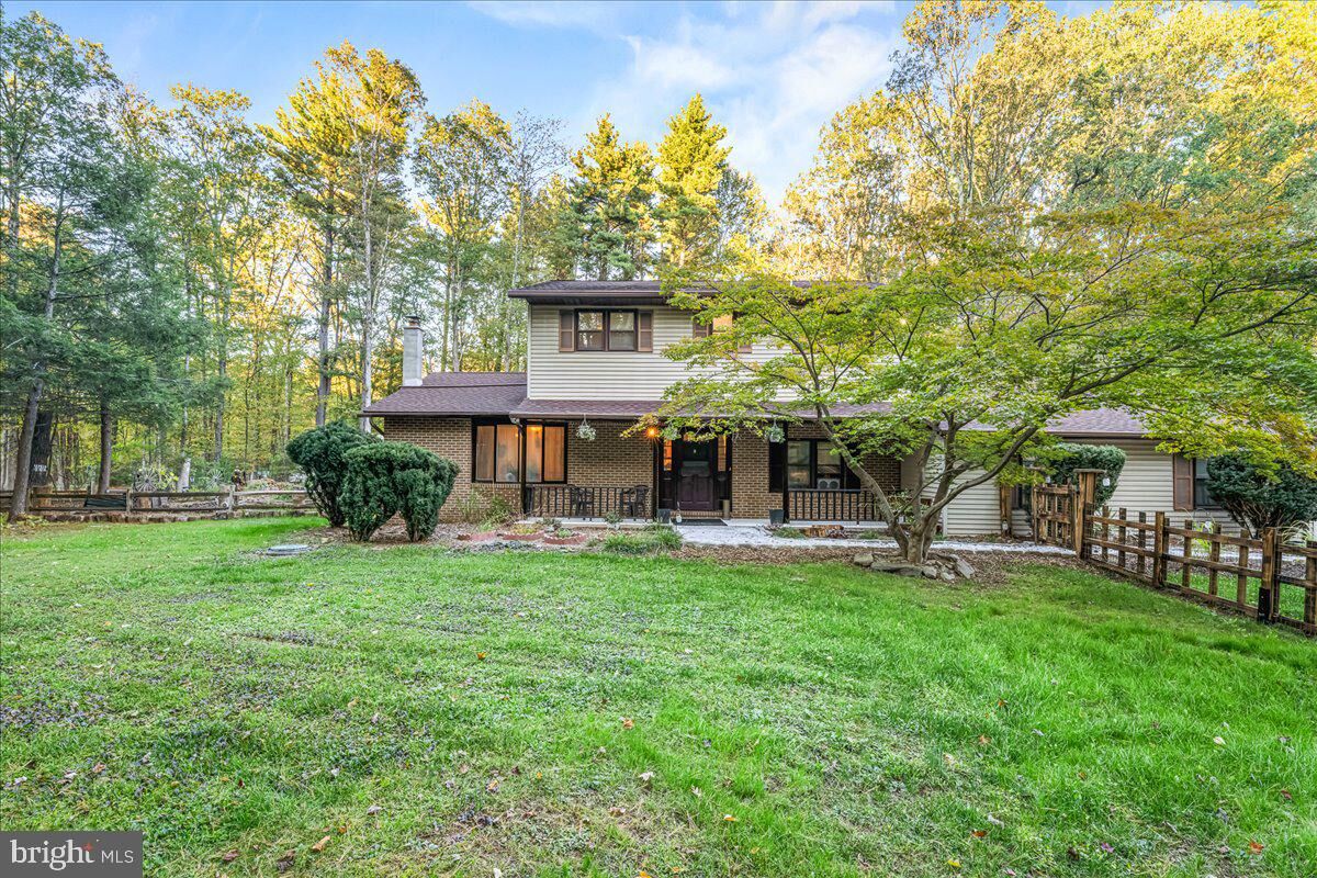 Property Photo:  150 Longwoods Drive  PA 18353 