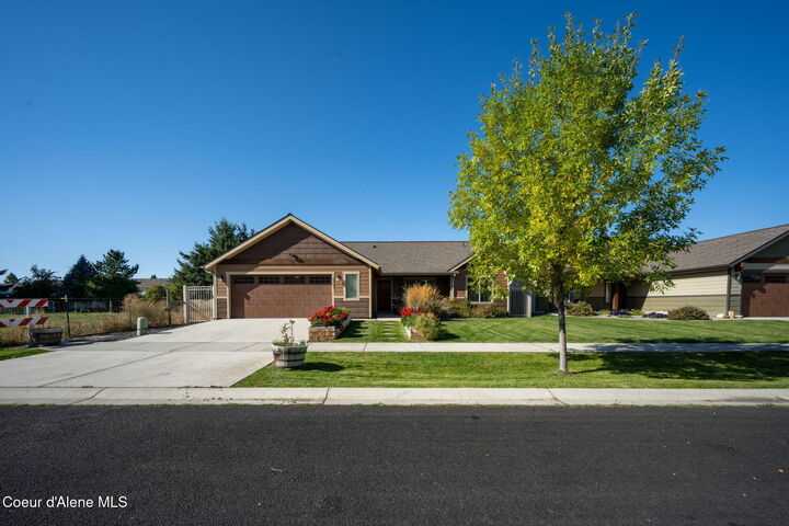 2229 N Sockeye Dr  Post Falls ID 83854 photo