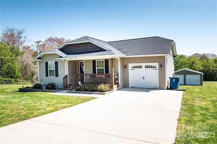 3430 Maiden Springs Drive 1  Maiden NC 28650 photo