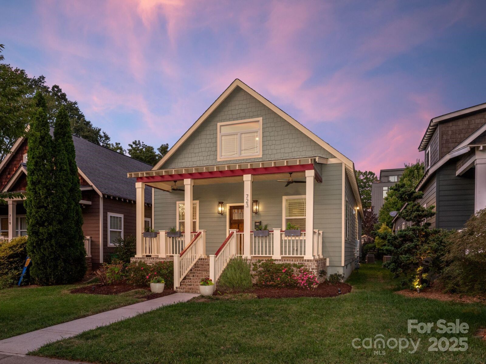 Property Photo:  723 E 35th Street  NC 28205 