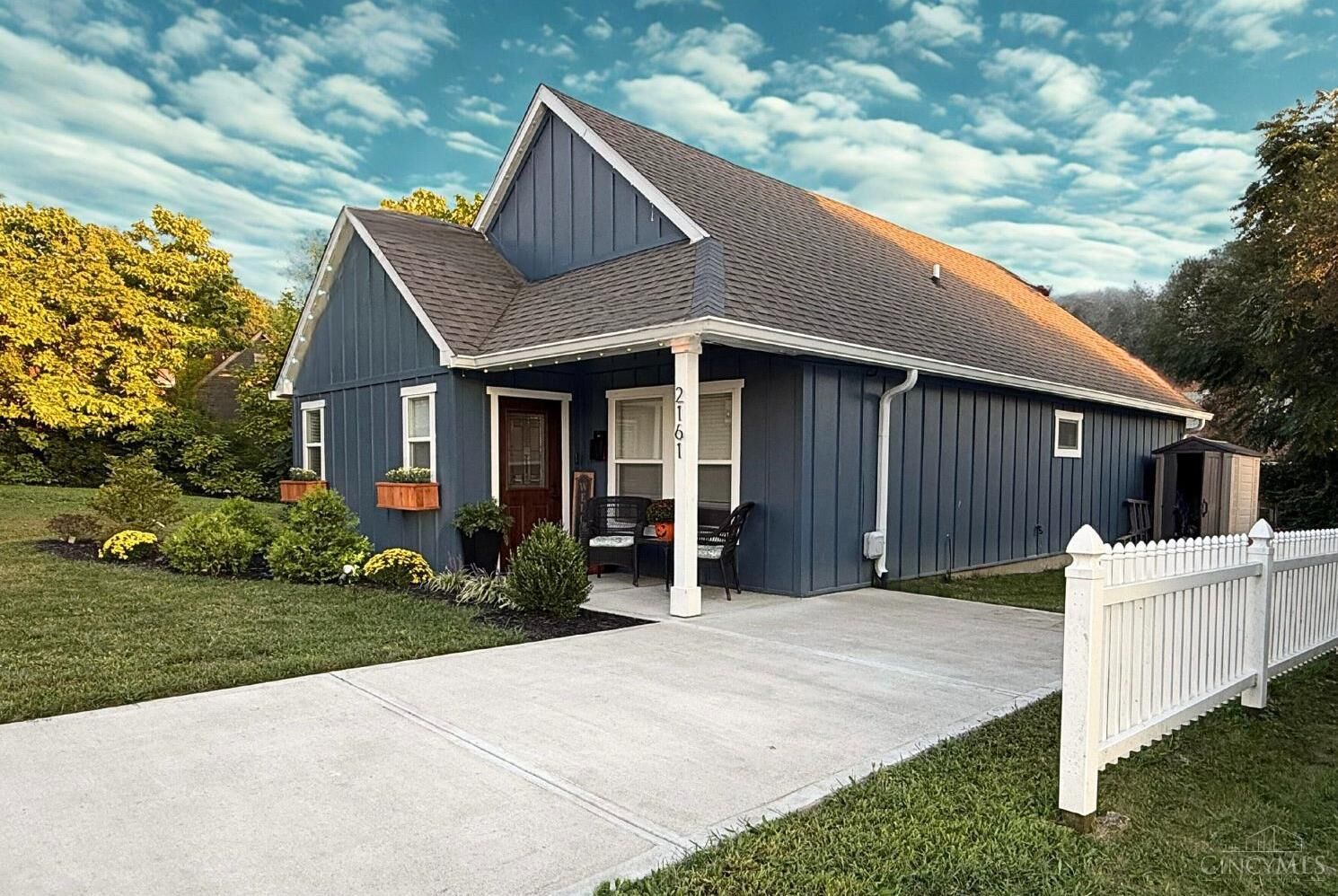 Property Photo: 2161 Lawn Avenue OH 45212