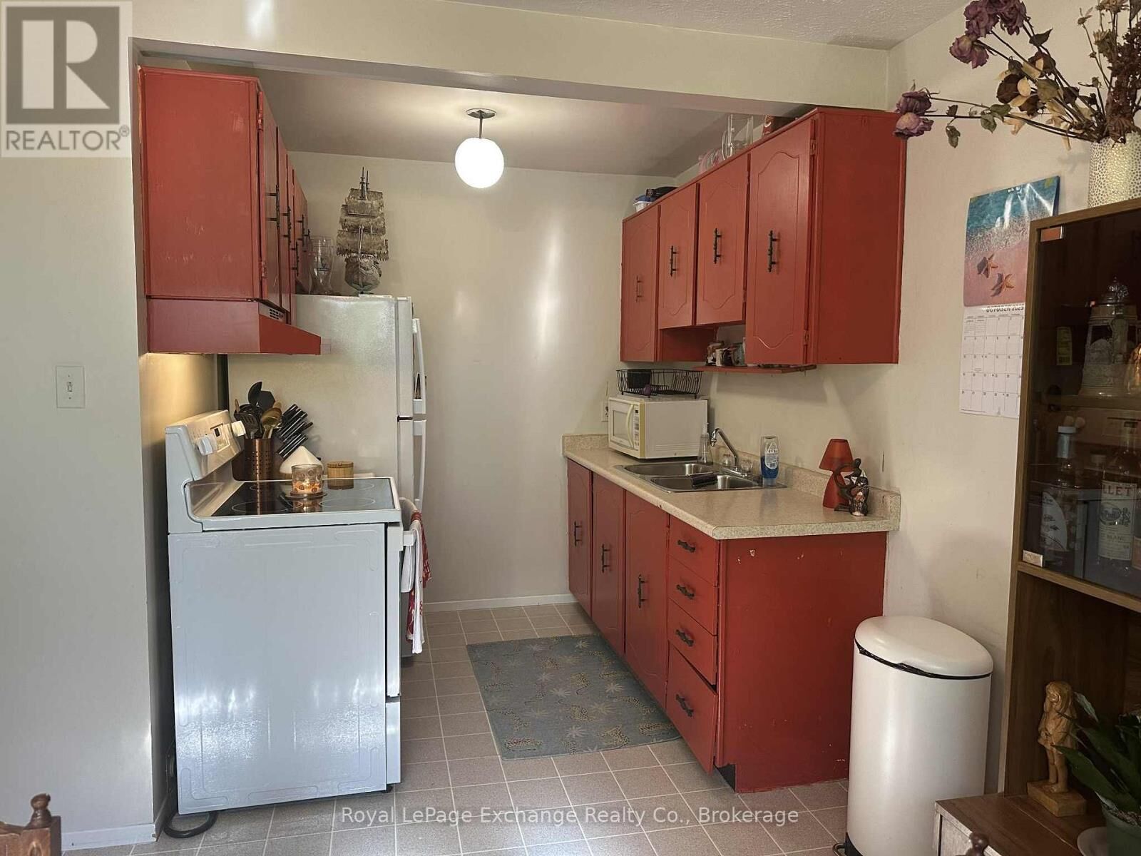 Property Photo:  755 Walsh Street  ON N2Z 1R2 