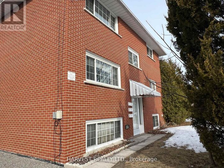 Property Photo:  326 Surrey Drive  ON L1G 6H1 