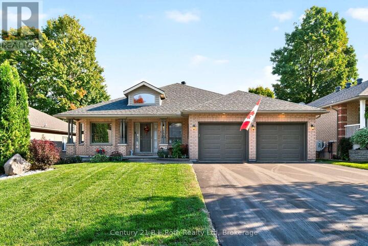 33 Marchand Drive  Penetanguishene ON L9M 2J2 photo