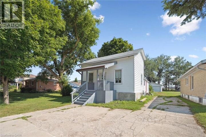 230 Egremont Street South  Mount Forest ON N0G 2L2 photo