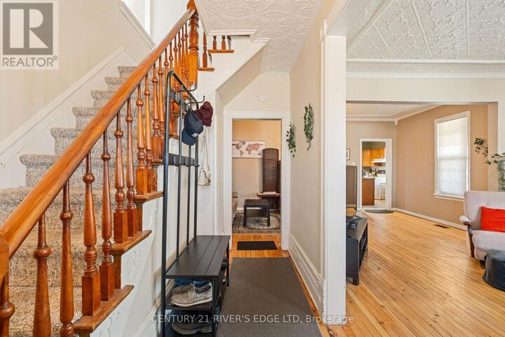 Property Photo:  453 May Street  ON K0C 2K0 