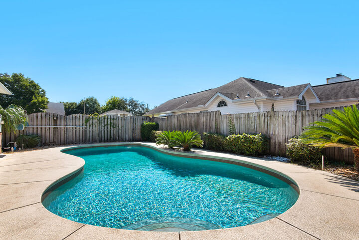880 Brande Court  Shalimar FL 32579 photo