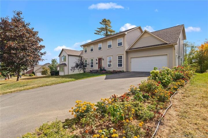 Photo de la propriété:  145 Bliss Carman Drive  NB E3B 9P2 