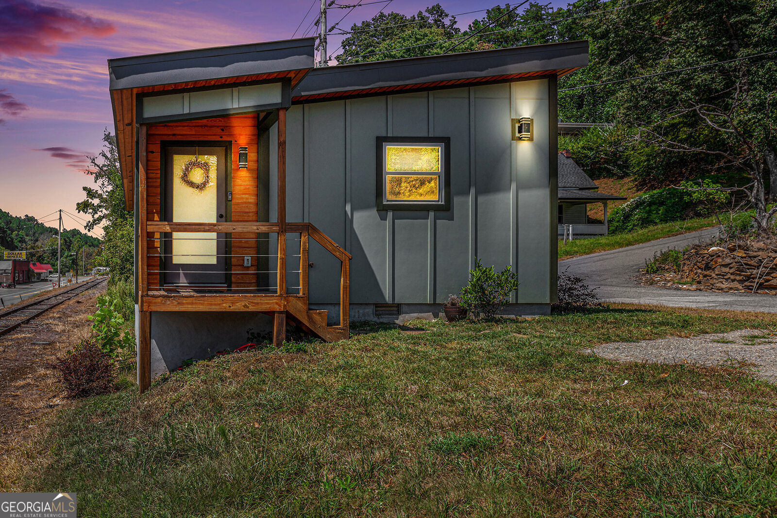 Property Photo: 177 Main TN 37317