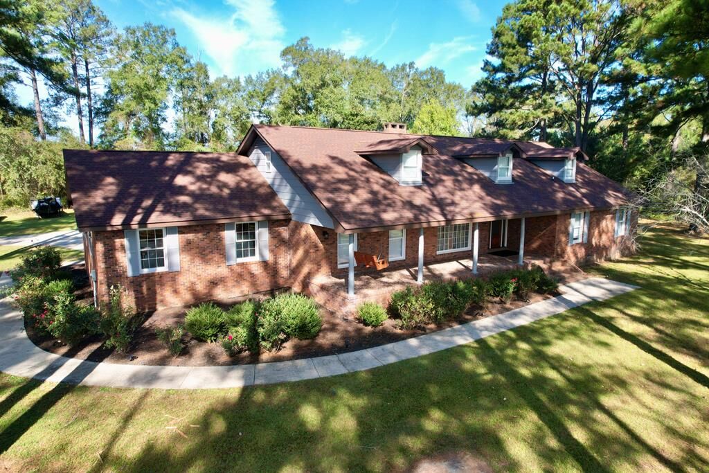 Property Photo:  142 Gammage Rd  AL 36027