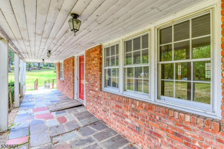 Property Photo:  43 Sunlit Dr  NJ 07069 
