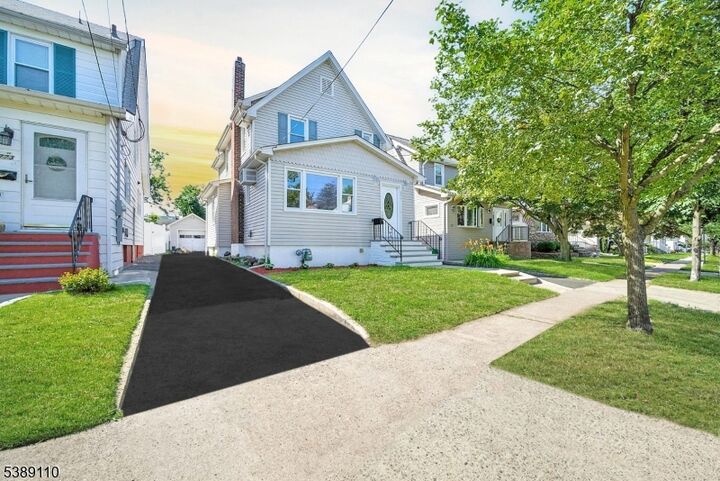 771 5th St  Lyndhurst Twp. NJ 07071 photo