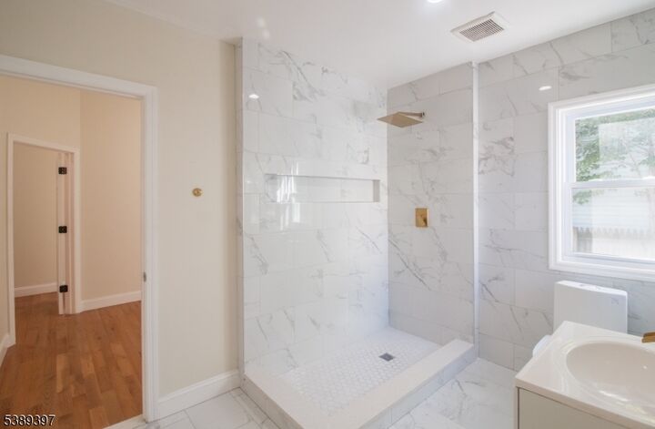 187 Littleton Ave 1  Newark City NJ 07103 photo