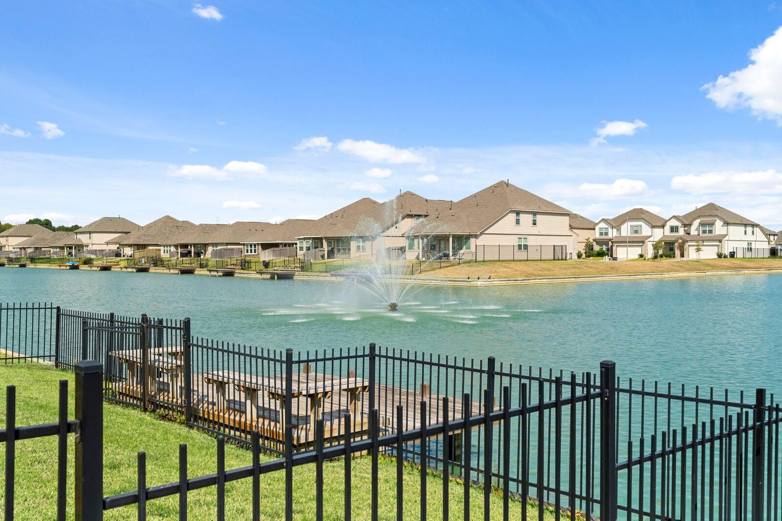 Property Photo:  24734 Bastiani Canvas Lane  TX 77493 