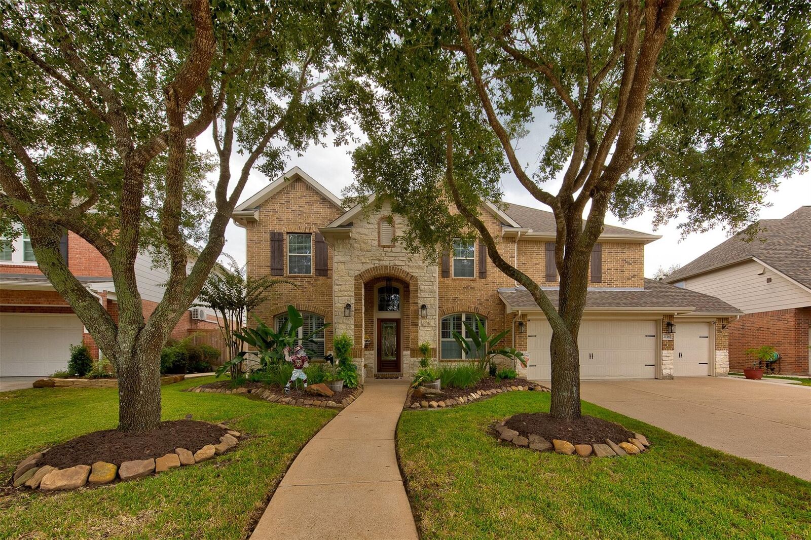 Property Photo:  2116 Quiet Falls Lane  TX 77573 