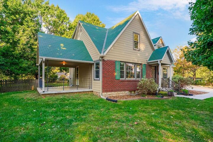 Property Photo: 5620 Monrovia Street KS 66216