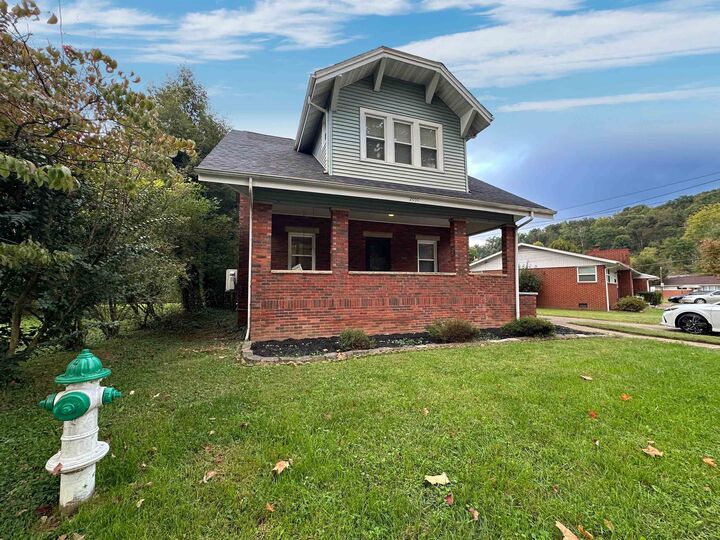 Property Photo: 2050 Donald Avenue WV 25701