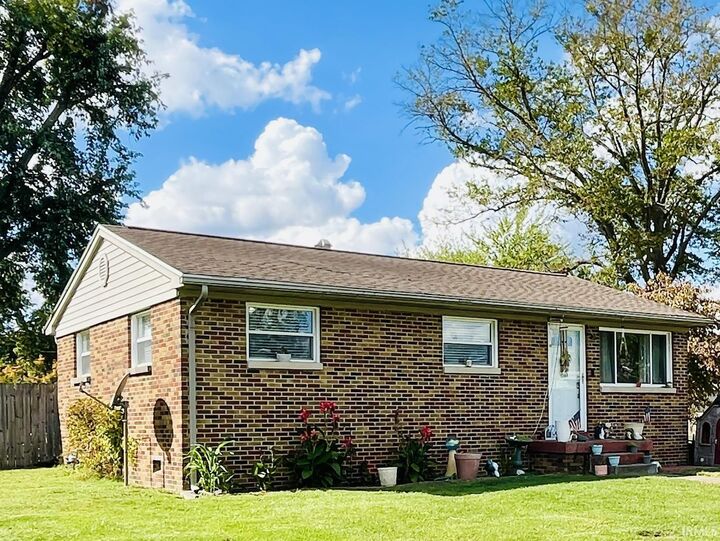 Property Photo:  3116 N 11th Avenue  IN 47720 