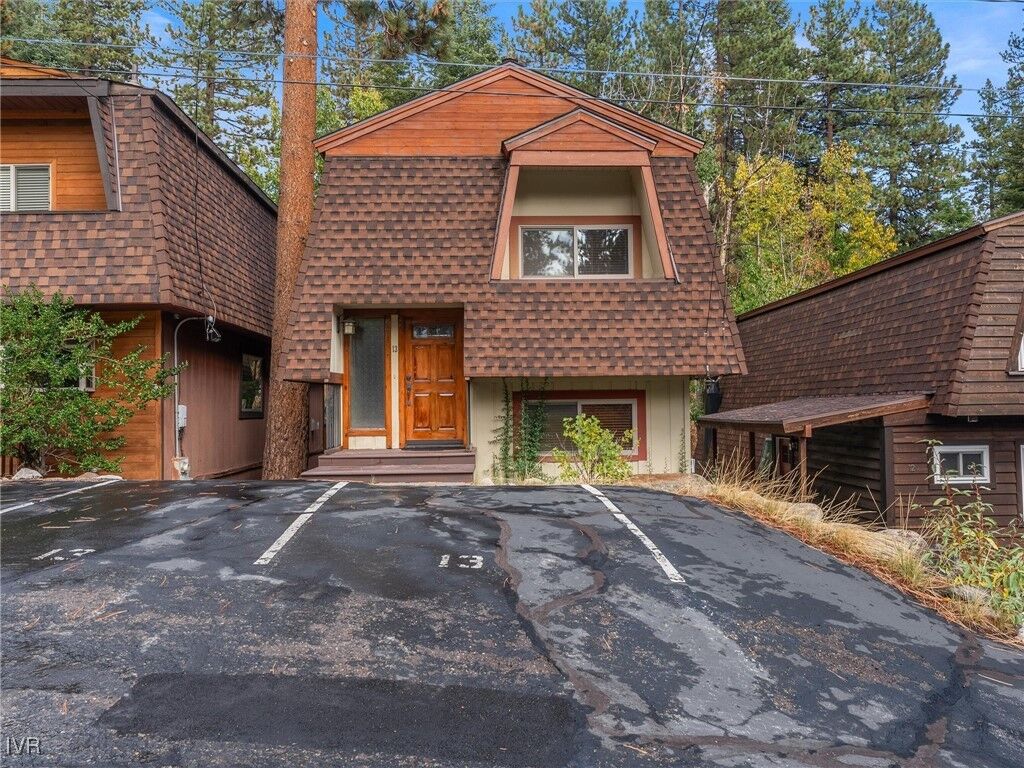 Property Photo:  978 Glenrock Court 13  NV 89451 
