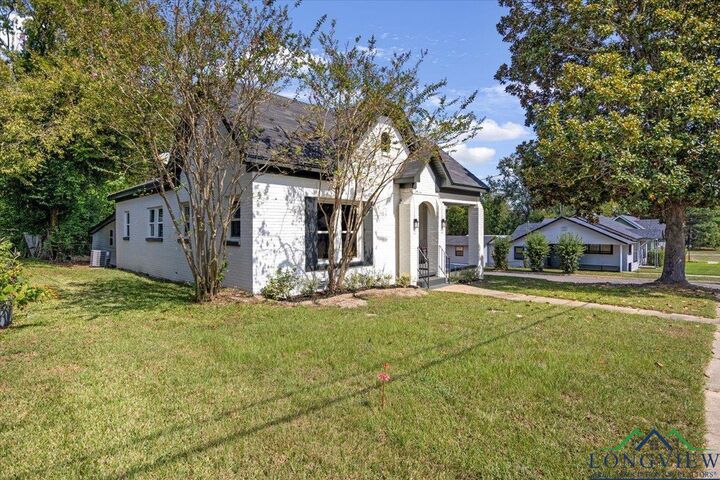 Property Photo: 200 Sunset Ave. TX 75654