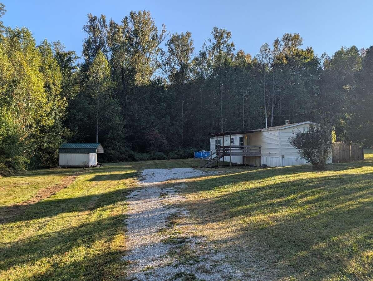 Property Photo: 1221 Dean Hundley Road KY 40729