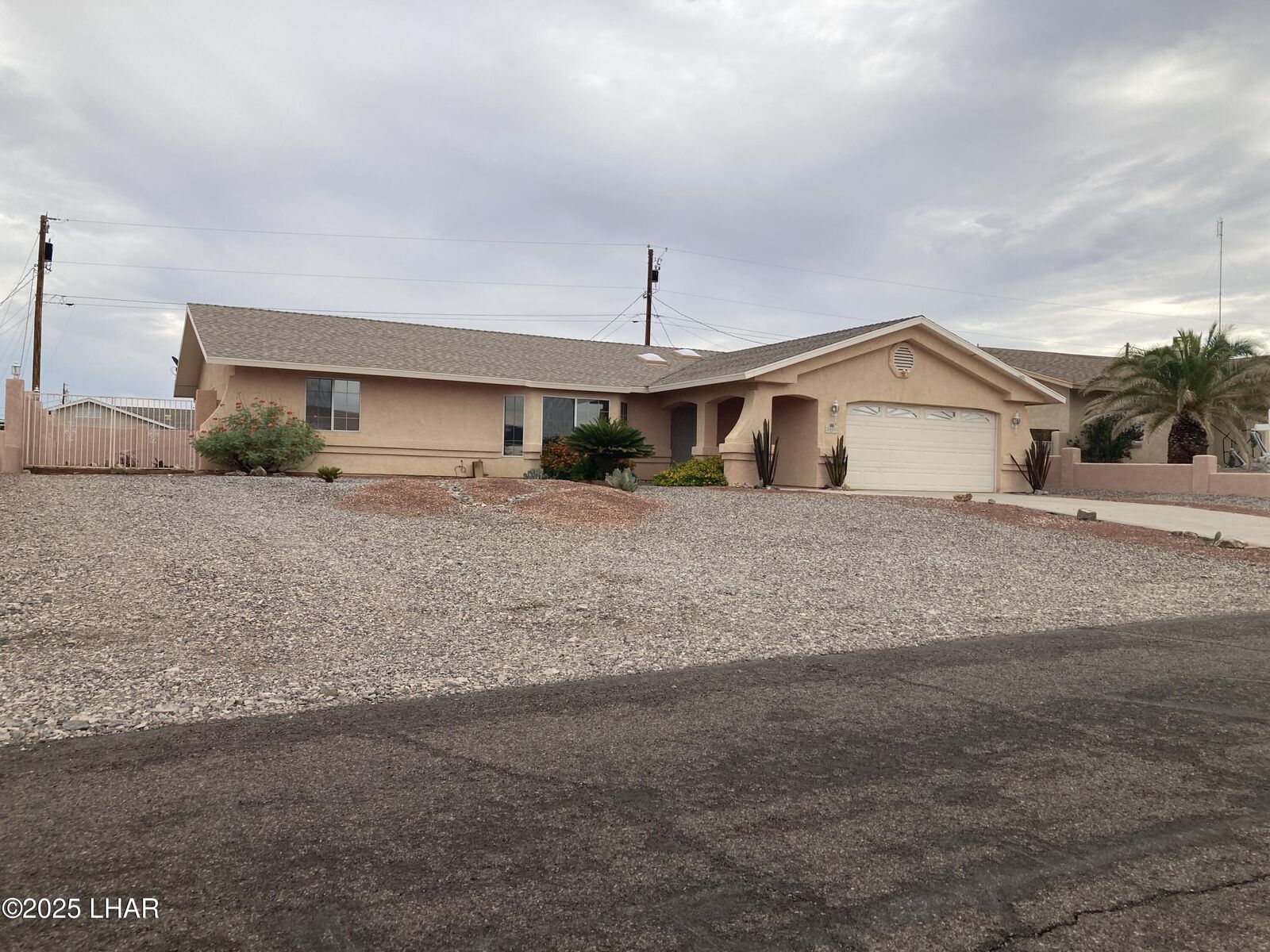 Property Photo: 2821 Indian Pipe Dr AZ 86406