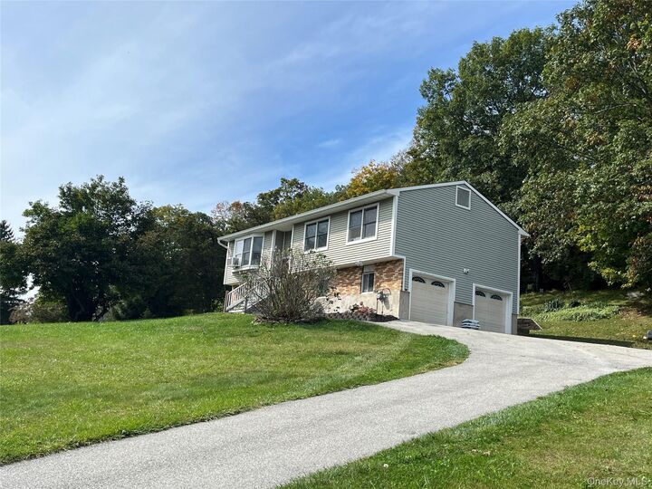Property Photo:  33 Park Hill Drive  NY 12533 