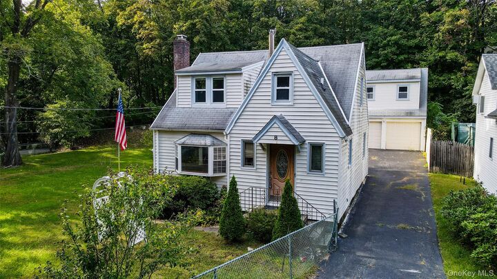 8 Crescent Hill Drive  Cortlandt Manor NY 10567 photo