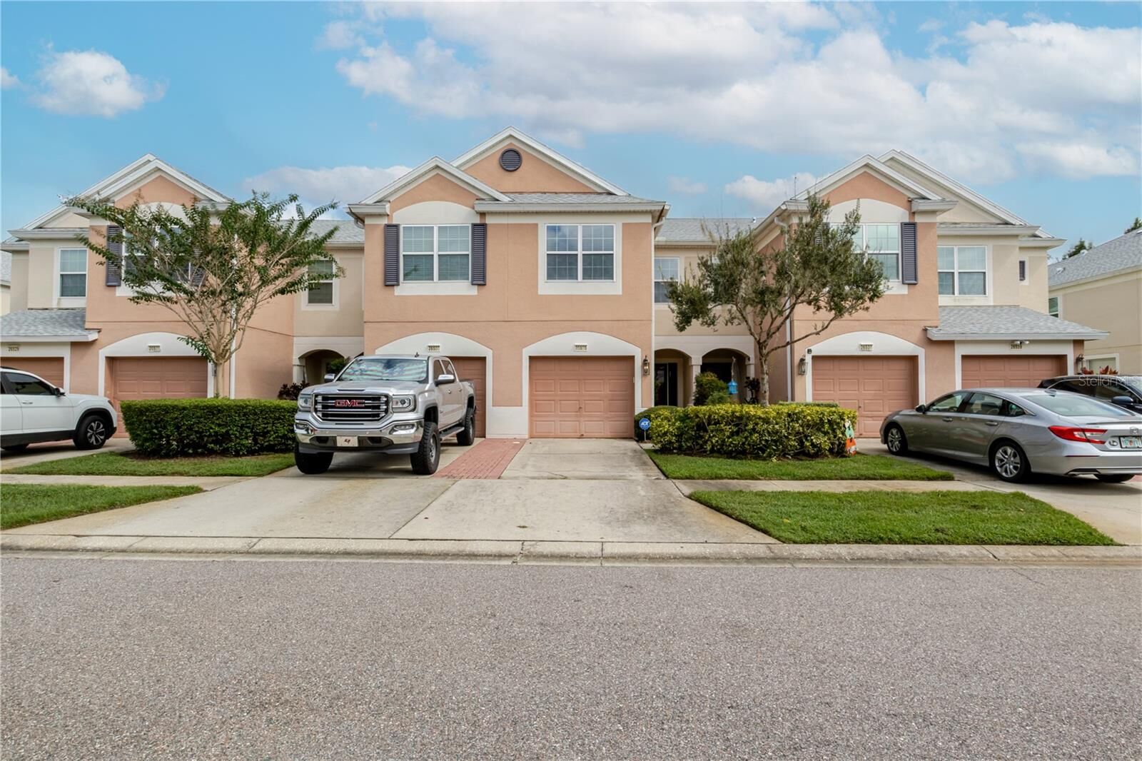 Property Photo:  26535 Castleview Way  FL 33544 
