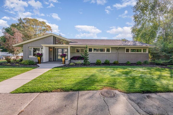 Property Photo: 526 Green Avenue MI 48708