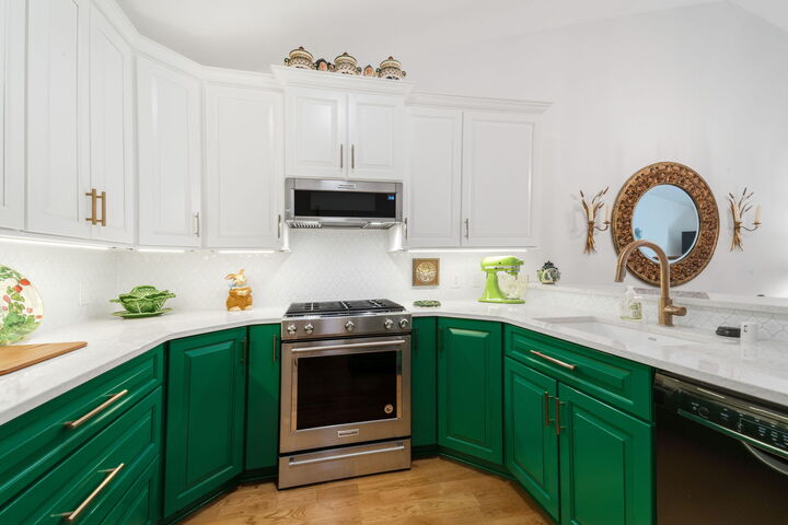 2135 Pine Ridge Ct D  Grafton WI 53024 photo