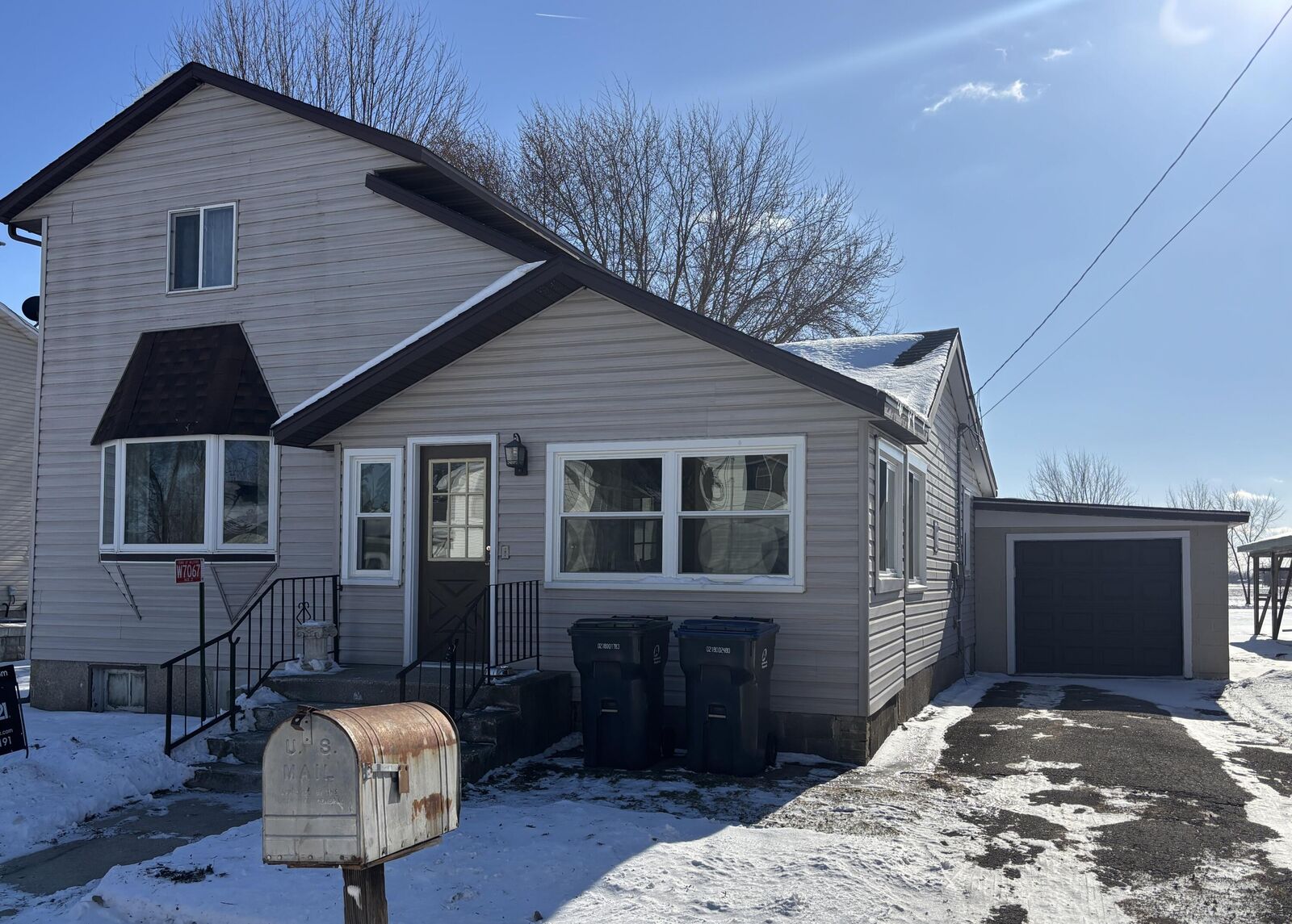 Property Photo: W7067 Main St WI 53094