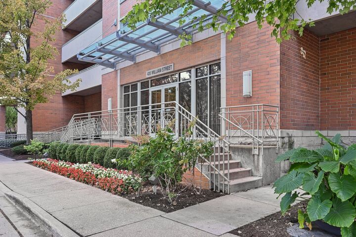 Property Photo:  435 William Street 205  IL 60305 