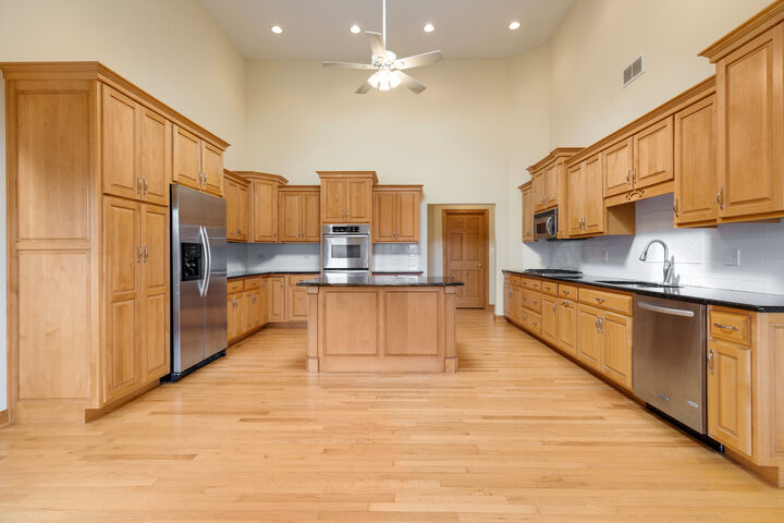 Property Photo: 20187 Waterview Trail IL 60423