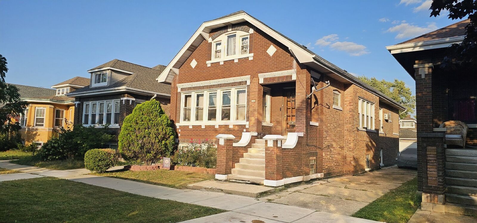 Property Photo: 2343 Gunderson Avenue IL 60402