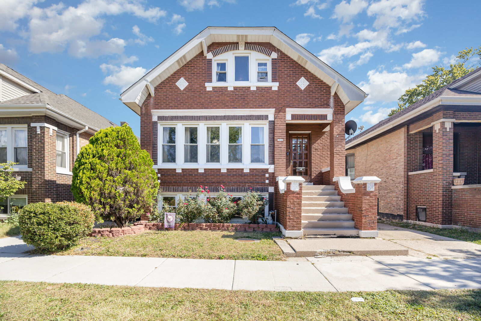 Property Photo: 2343 Gunderson Avenue IL 60402
