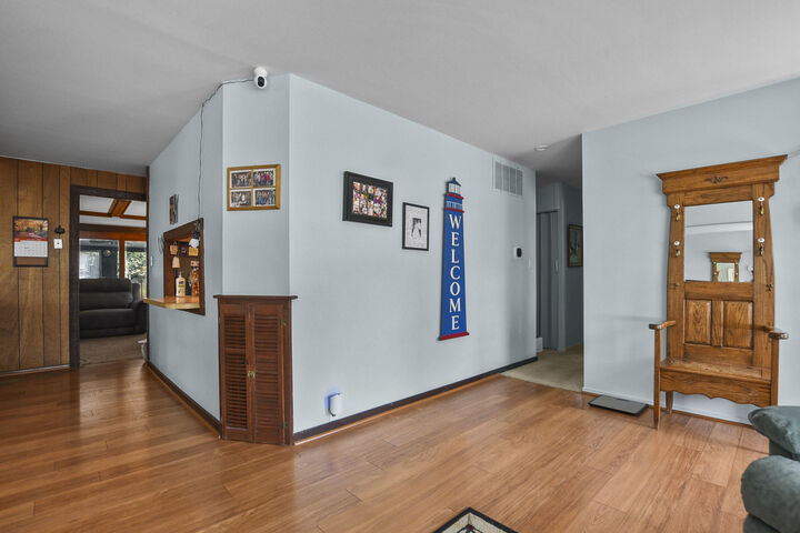 Property Photo:  613 Jordan Avenue  IL 60446 